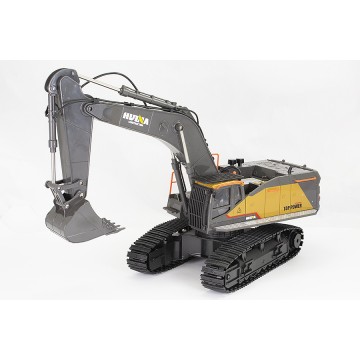 HUINA 1/14TH RC EXCAVATOR...